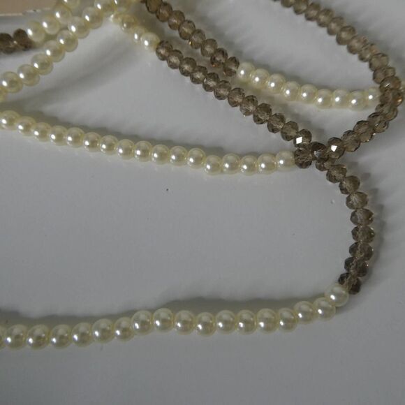 Ava Renee Beaded Necklace - Picture 3 of 7